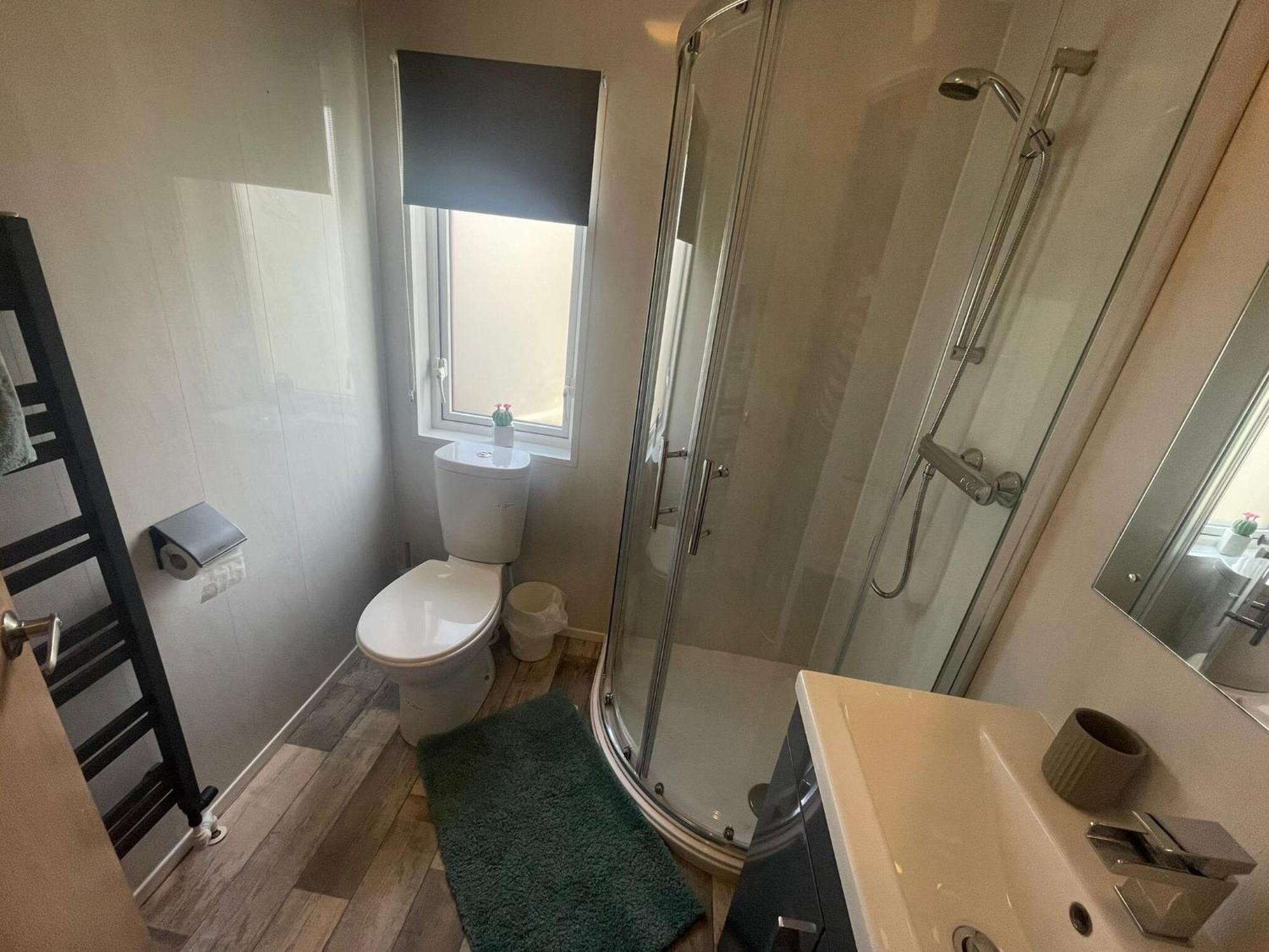 Luxury Lakeside Lodge L1 With Hot Tub Situated At Tattershall Lakes Country Park Eksteriør bilde